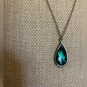Elegant Silver and Iridescent Green Teardrop Pendant Necklace